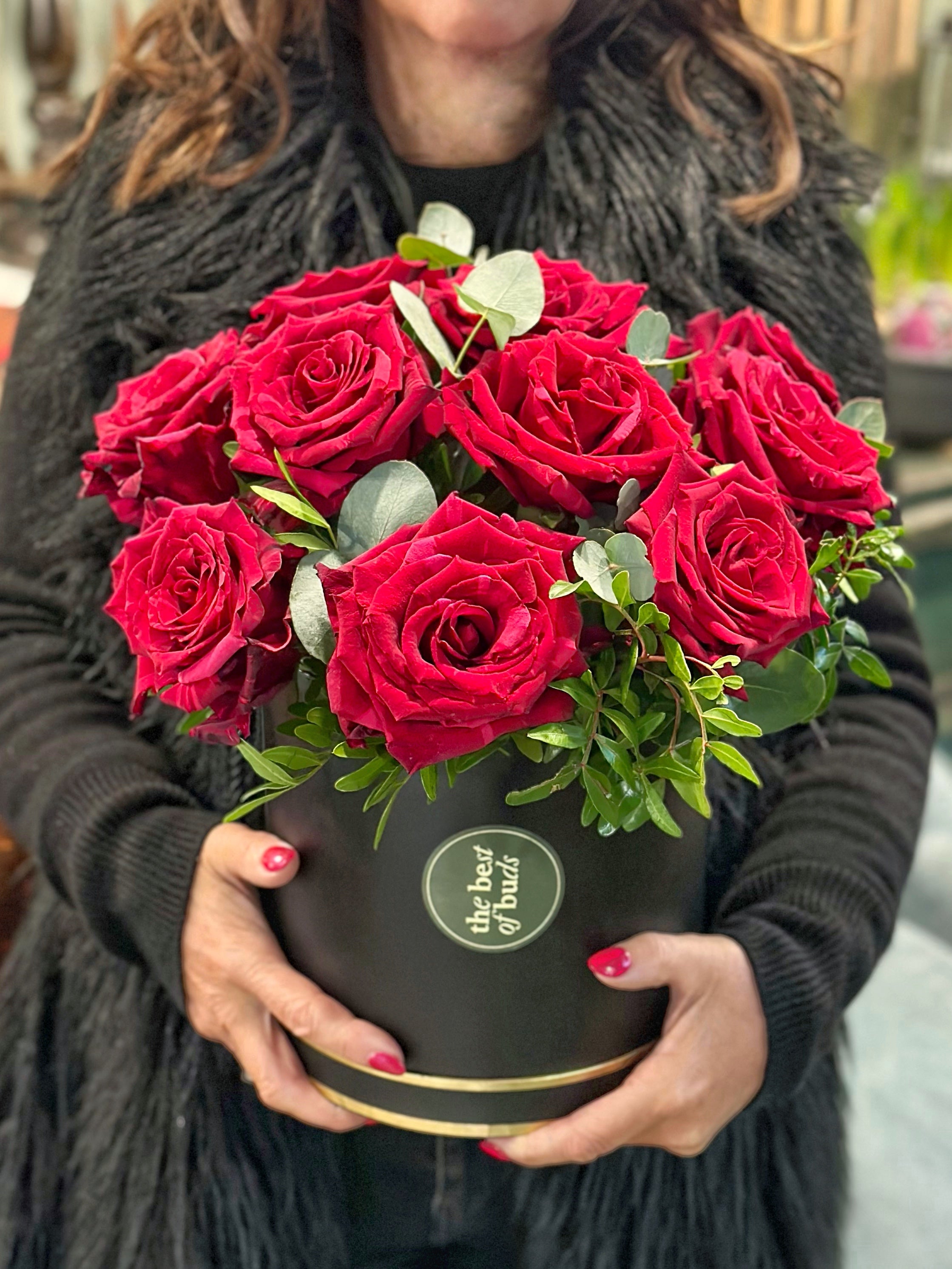 Luxury Dozen Red Rose Hatbox