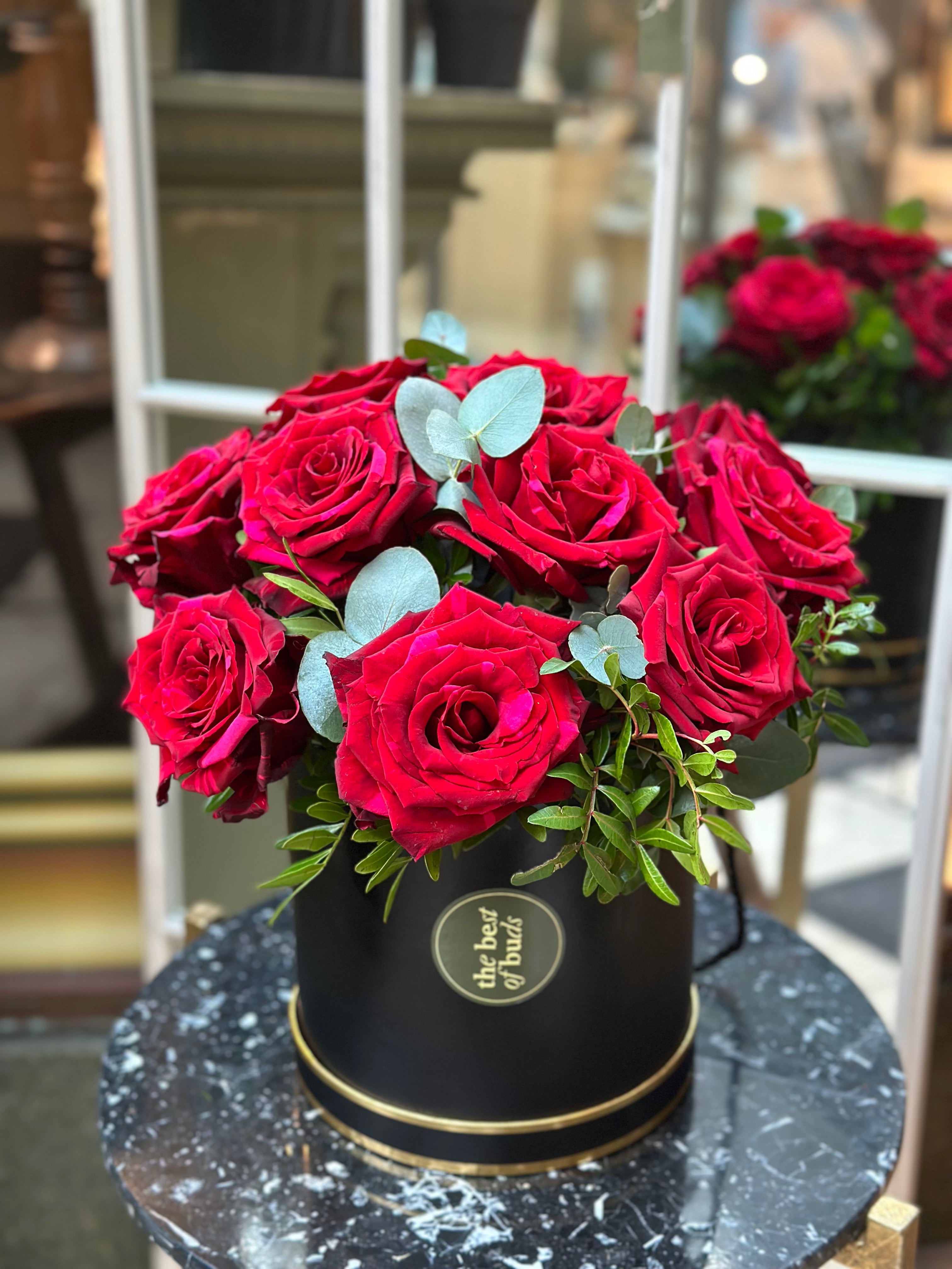 Luxury Dozen Red Rose Hatbox